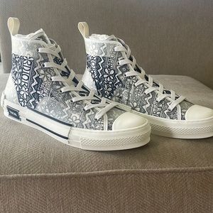 AUTHENTIC Men’s Dior High Top sneakers